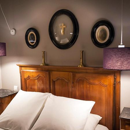 Hotel Auberge Des Remparts Лаваль Экстерьер фото